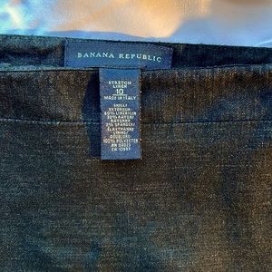 Banana Republic Long Linen size 10 skirt. No tags never worn
